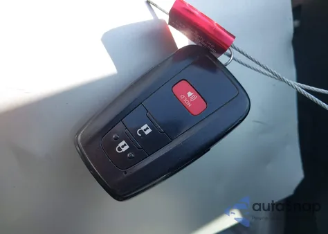 2019 Toyota Prius Le from USA, damaged, VIN JTDKARFU1K3083427